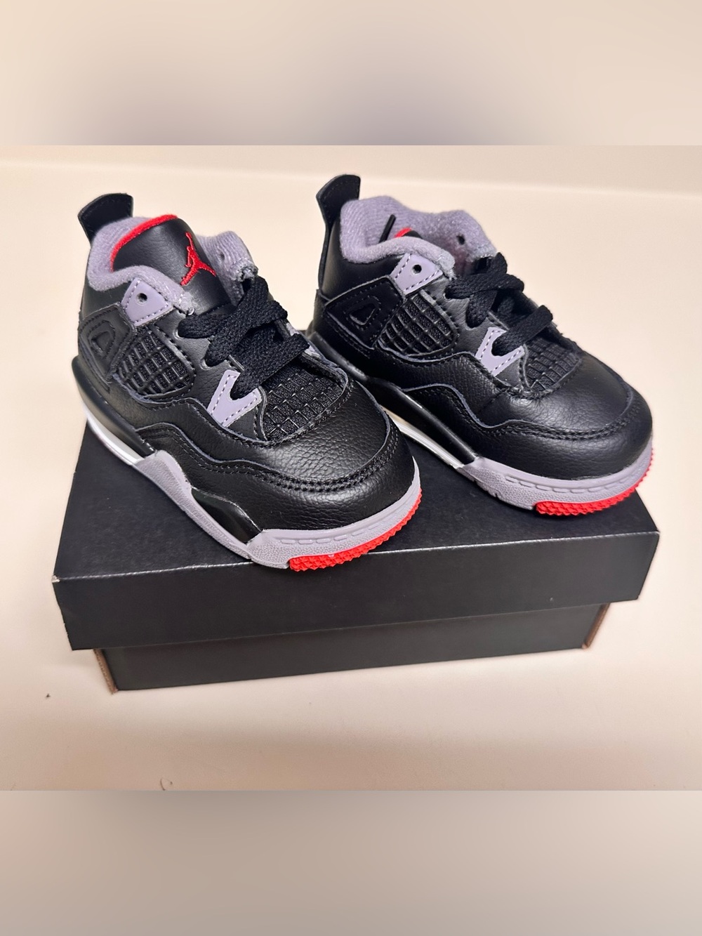Jordan Kids' Black/Gray/Red Retro Basketball Sneakers